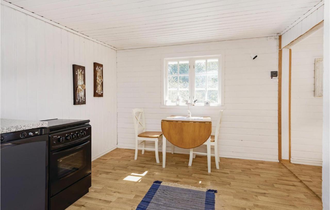 Studio Holiday Home In Ålesund المظهر الخارجي الصورة